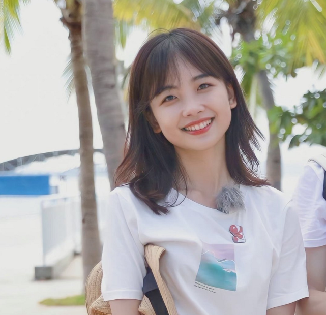 王冰冰加盟《你好生活》3,逆光大片,却被撒贝宁的黑皮肤抢镜