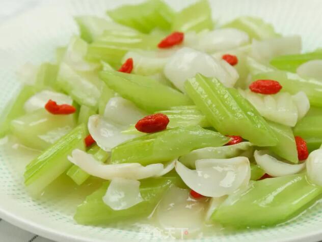 百合全身是宝,清火润肺又安神,夏天吃再好不过了