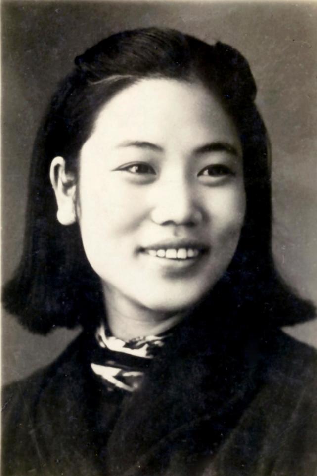 爱国艺人常香玉:戏里戏外都是"花木兰"