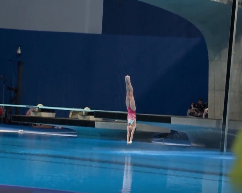 有些跳水运动员是很容易误判落水的时机,因此多旋转一周或者是少旋转