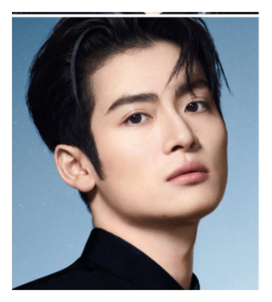 into1新专风暴眼发布个人预告照,全员特工_腾讯新闻