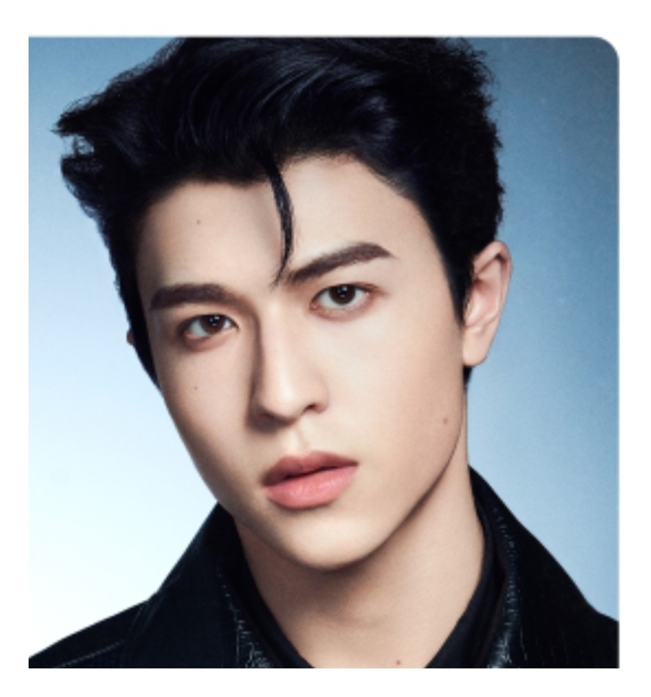 into1新专风暴眼发布个人预告照,全员特工_腾讯新闻