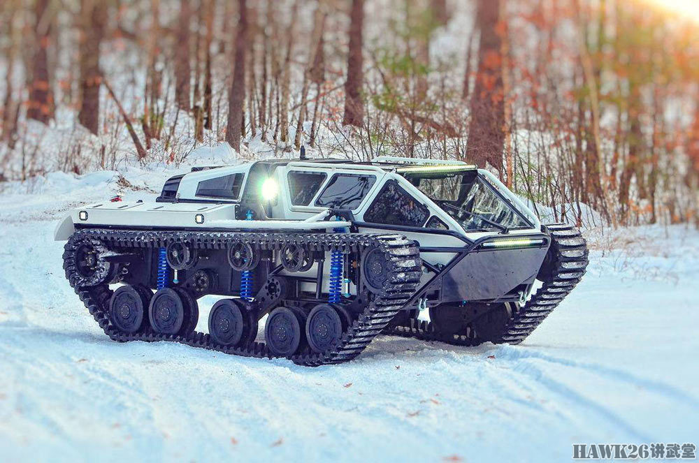 "粗齿锯"最大的宣传卖点就是世界上速度最快的履带式车辆.