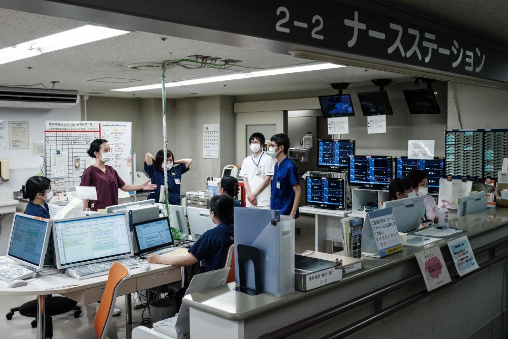 (外代一线)日本政府修改新冠患者住院规定