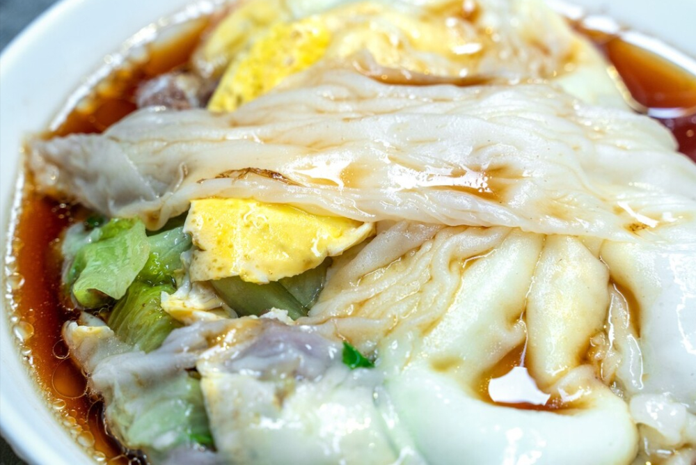 广东人爱吃的肠粉在家也能做教你配方和比例爽滑细腻真解馋