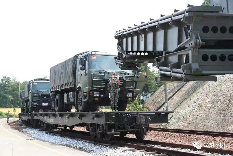 铁路部门为军事运输工作开辟"绿色通道"_腾讯新闻
