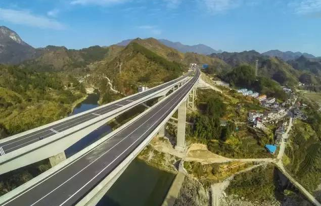 武沙高速是由武夷新区到沙县的一条高速公路,全长101千米,是福建省