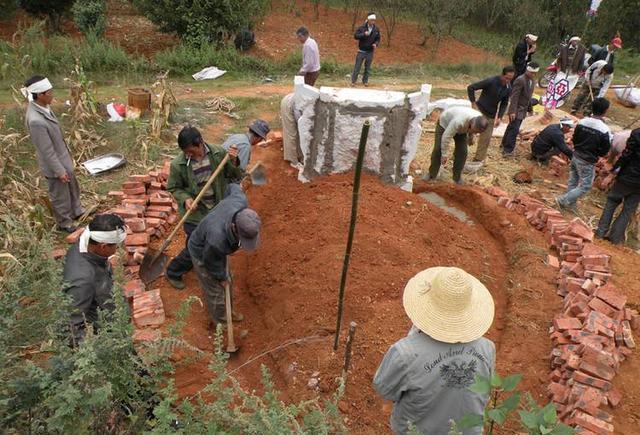 农村土葬冷知识:4个落葬吉日可参考,1个落葬禁忌,看完收获满满_腾讯