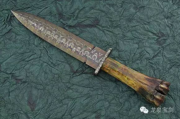龙泉宝剑|你从未见过的绚丽——约翰·古斯塔夫 彩色大马士革刀(欣赏)