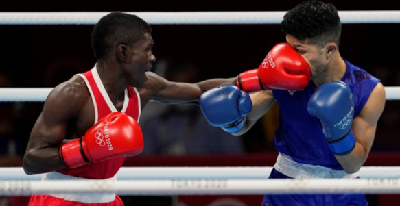 菲律宾拳手好样的!花式吊打日本"躺赢"拳手,日本痛失一块金牌