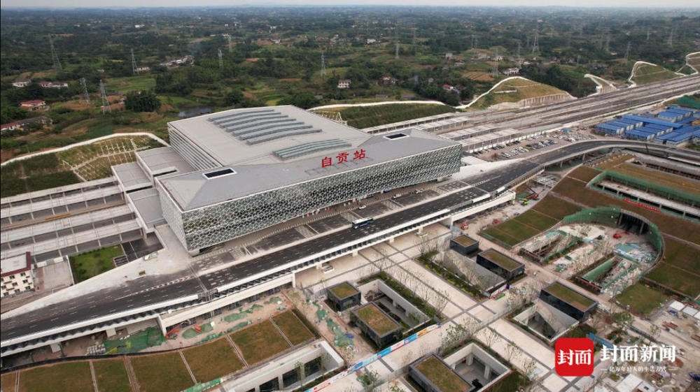 绵泸高铁内自泸段开通一月:汽车客运成绵旅客下降四成,燊海井景点游客