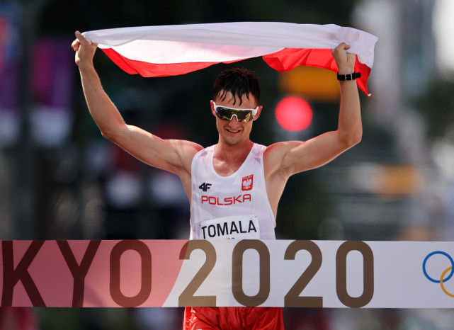 他就是来自西班牙的51岁高龄选手赫苏斯·安赫尔·加西亚·布拉加多