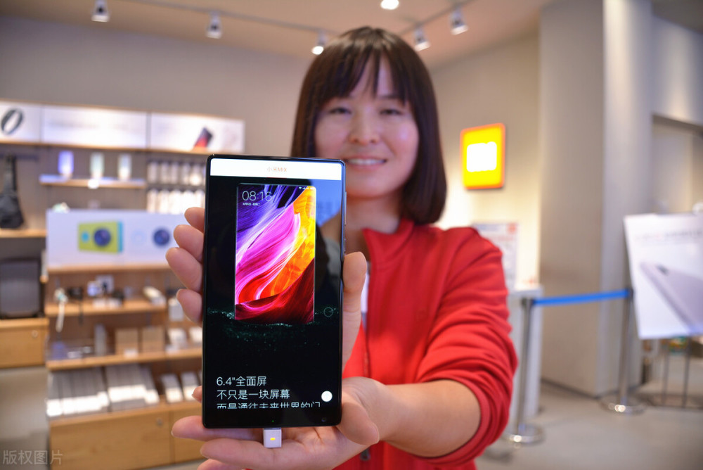 手机出货量排行榜_818手机销量排行榜:从1500-6000元价位,这些手机最多人买(2)