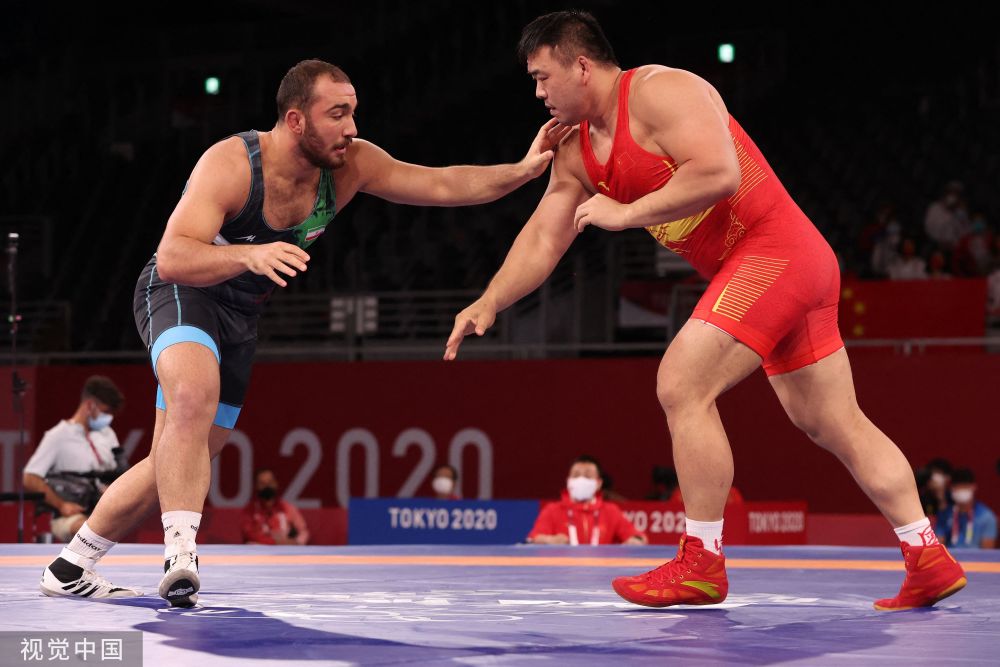 奥运-摔跤男子自由式125公斤级铜牌赛 中国选手邓志伟告负