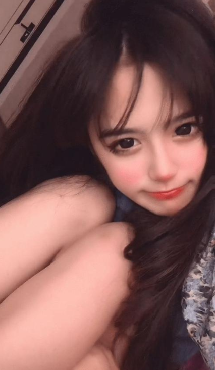 杨安妮:一场车祸让她散尽家财差点毁容,带货还债却意外成了网红_腾讯