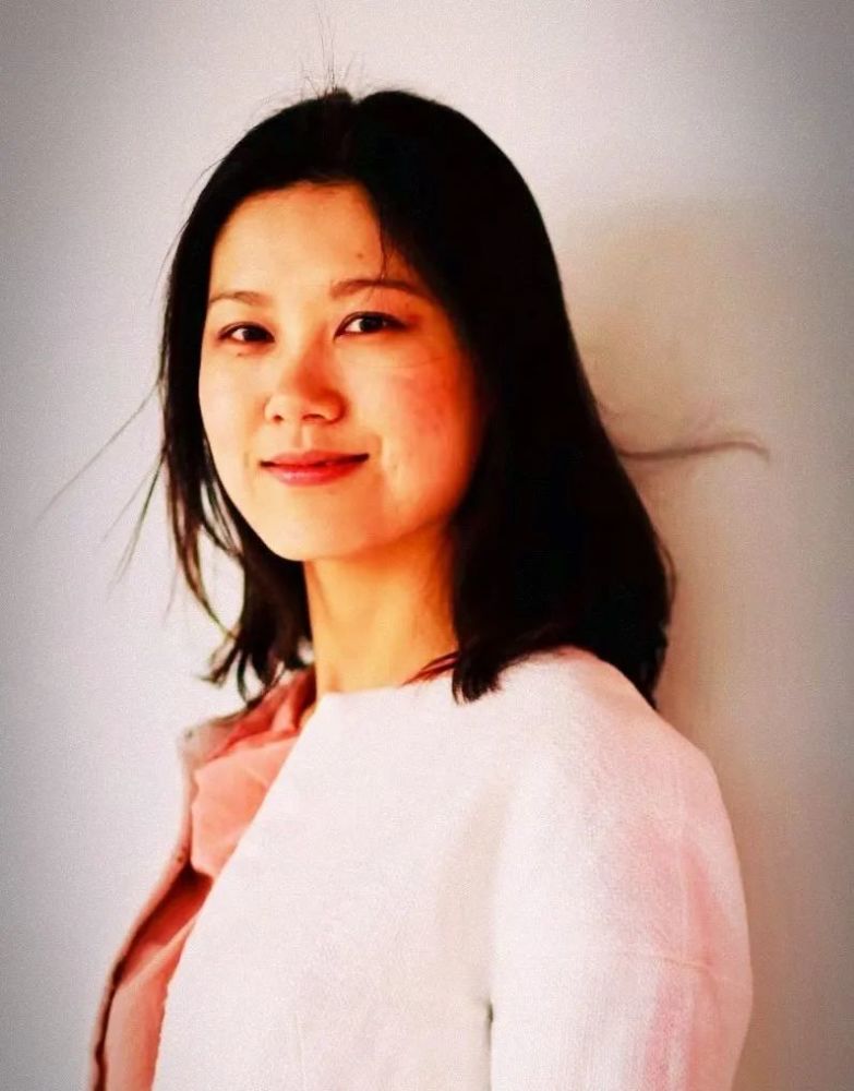 作曲系教授,美国密苏里大学堪萨斯城音乐舞蹈学院音乐艺术博士周娟,线