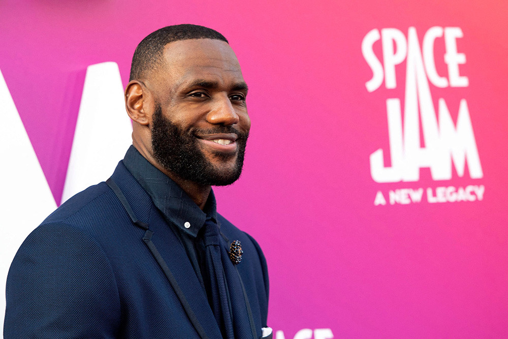 nba 【NBA】演电影后，他还要做制片人？