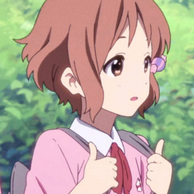 女生动漫头像:星河依旧滚烫 人间再无理想