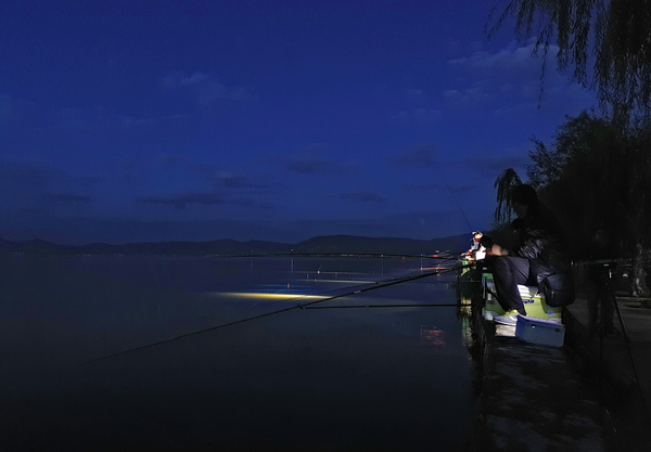 泸州男子夜钓被查获这些地方不允许钓鱼