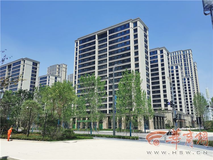 探访西安全运村:13000余人入住 每天每餐供餐品种100个以上