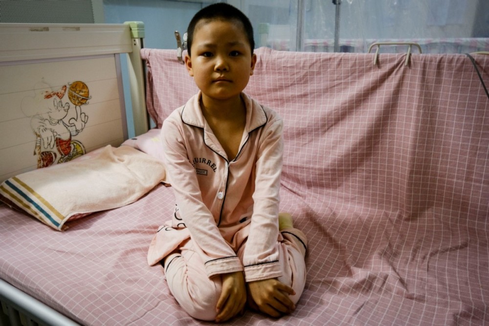 更多详情请点击视频,爱心捐款链接:急救化疗女娃语菡或者打开微信