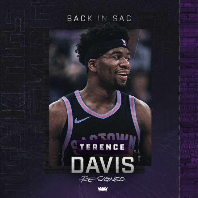 官方国王正式与特伦斯戴维斯达成续约