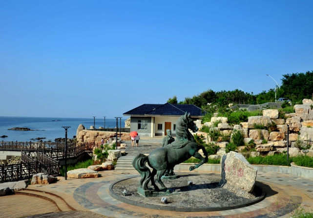 青岛的绝美海岛,有东方夏威夷之称,景色不输海南三亚|岛屿|养马岛