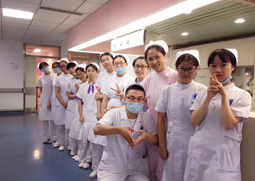 北大口腔医院、护士全程协助陪同黄牛票贩子号贩子一个电话的简单介绍