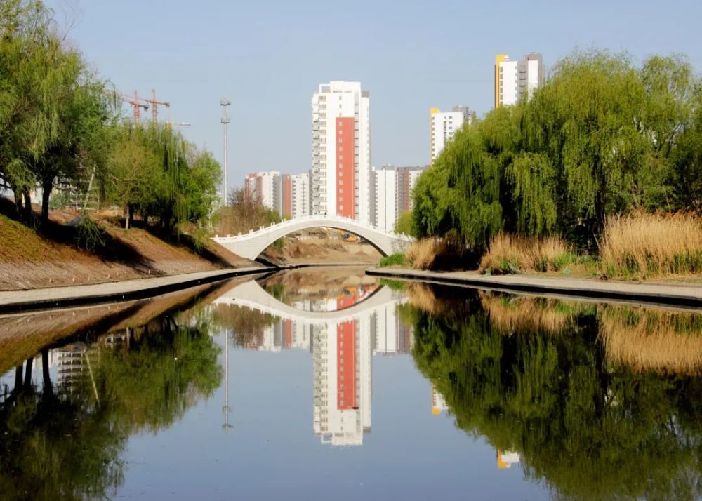 成扇形分布于全市长10公里以上的山区河道99条大清河水系中上游保定