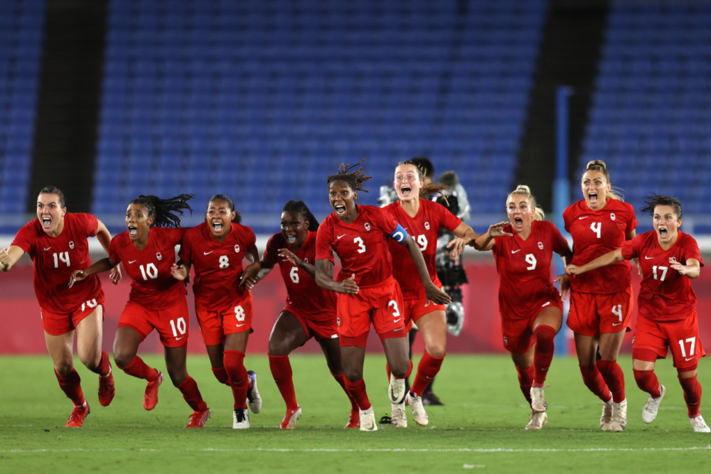 加拿大女足奥运夺冠,战术思想和贾秀全不谋而合,中国女足却无法执行