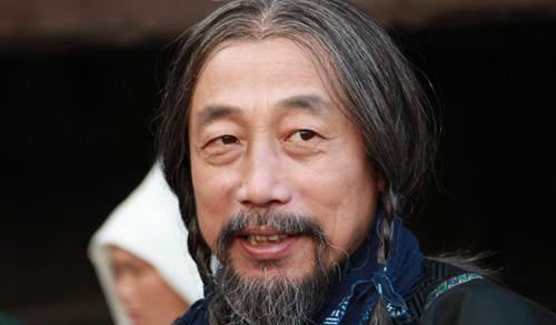 意大利画家郎世宁偷偷画下乾隆画像真容撞脸老戏骨孙海英