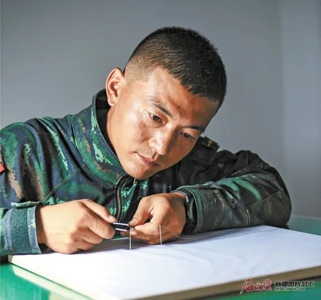 我是奋斗者高凯无声战场上的瞬息抉择