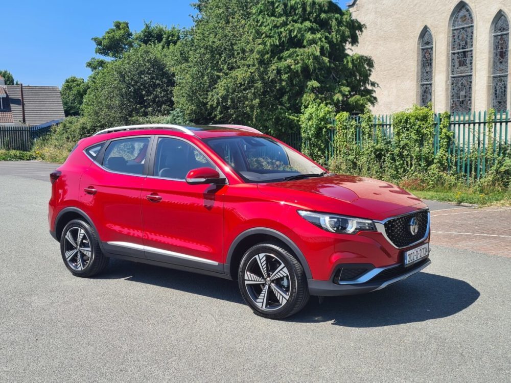 在离开汽车市场 16 年之后,标志性的 mg 徽章又回到了爱尔兰.