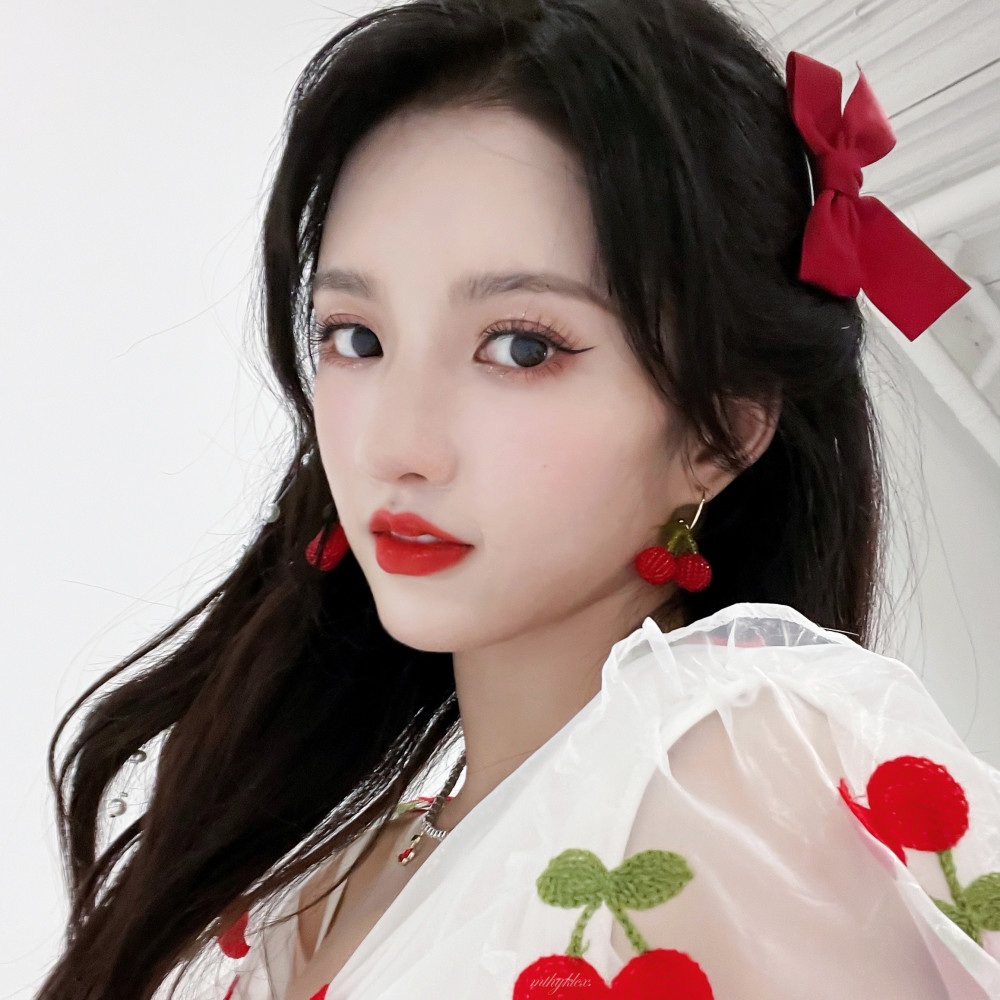 刘些宁与孔雪儿,不止是舞担之间的battle,还是the9与硬糖少女的正面