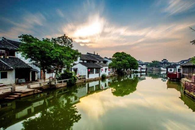 江苏gdp人均_全国人均GDP排名:江苏独占三席,深圳跌至第五,广州退居第八(2)