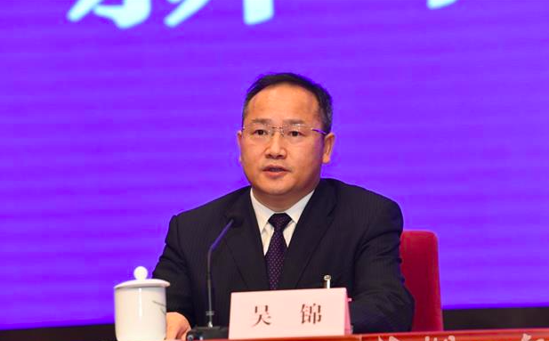 下辖荆州区,沙市区,江陵县,松滋市,公安县,石首市,监利市,洪湖市8个