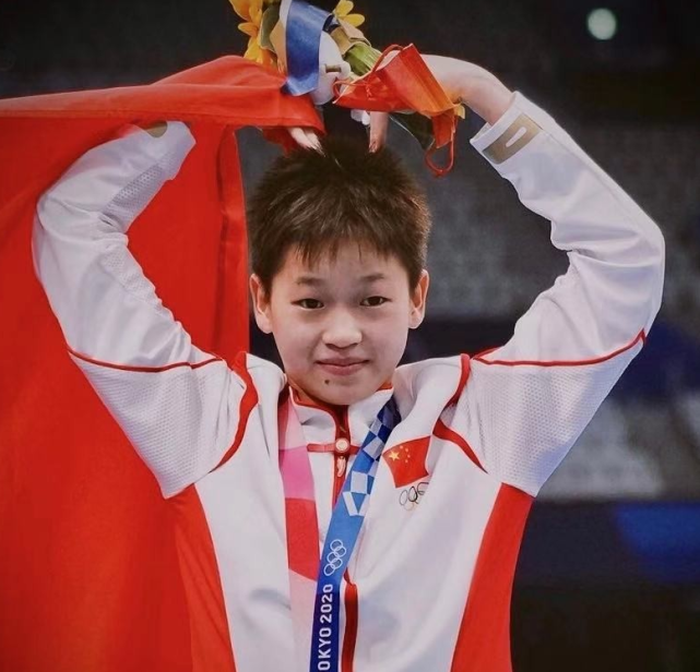 我想赢奖金给妈妈治病14岁奥运夺冠的全红婵感动无数人