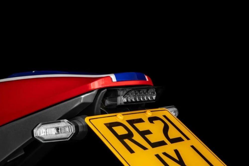 本田英国推出耐力赛风格cb1000r 5four 特别限量版 全网搜