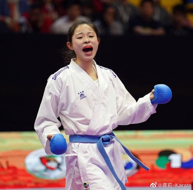空手道女神获奥运会铜牌:这才叫颜值"能打"!