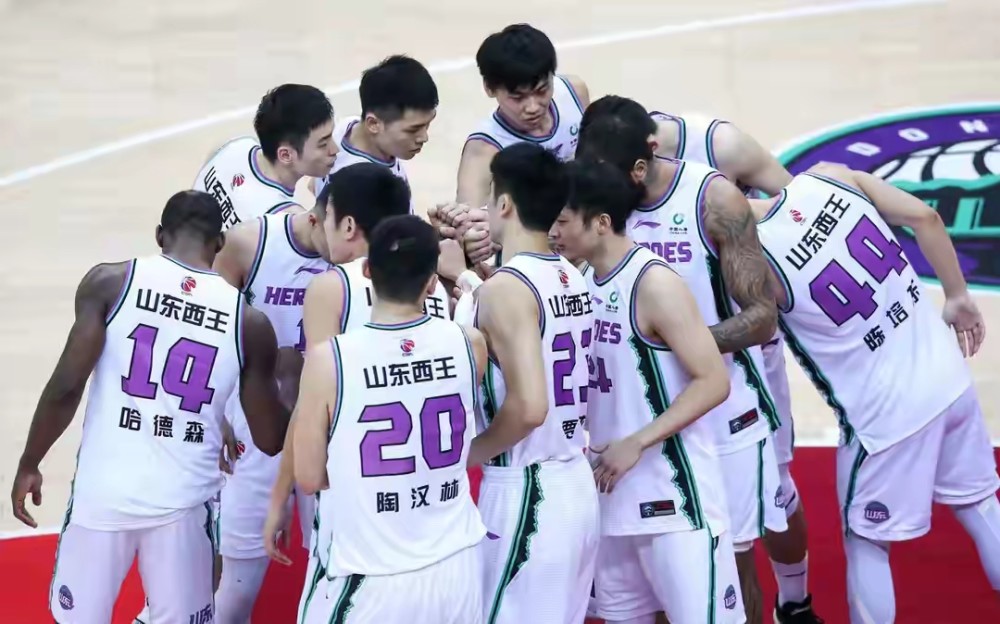 cba 消息两真两假！CBA淘宝不易，山东男篮一个小前锋位置引起众多关注