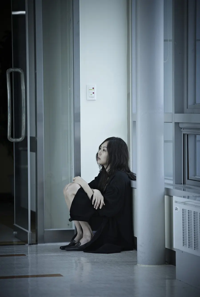 一部绝对顶级烧脑的韩国电影,不良信贷的背后险恶,竟