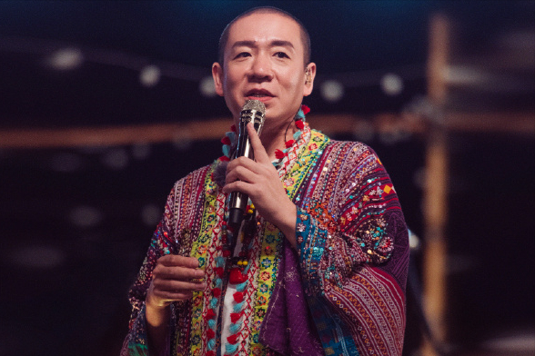 梁龙曾被王菲倒追中国的摇滚教母唢呐一响嗨翻全场