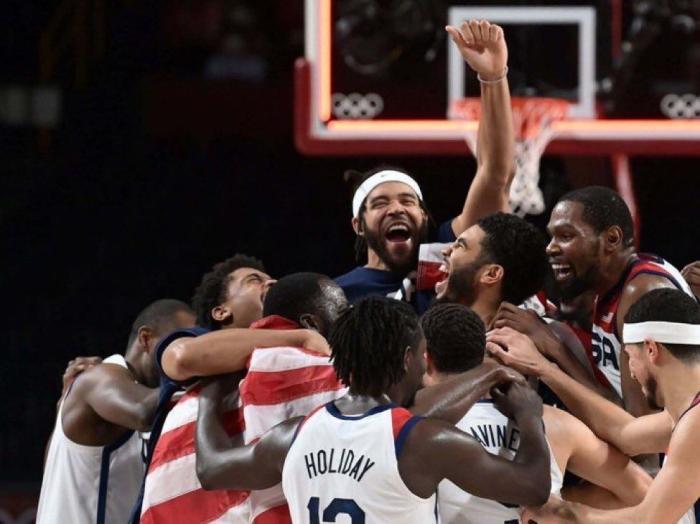 奥运金牌 3个总冠军＋1块奥运金牌！NBA最幸运酱油男诞生，从无人问津到人生赢家