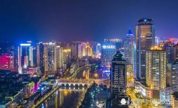 贵州各市gdp排名_2021年贵州各大城市GDP排名,贵阳和遵义领先,最后一名破千亿(2)