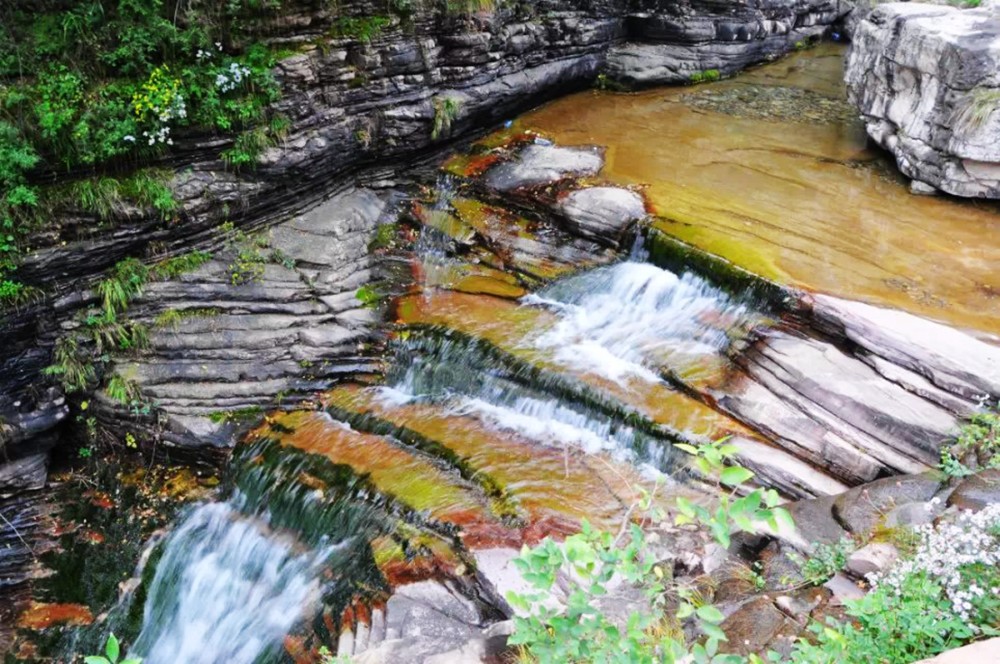 打卡新乡关山国家地质公园山清水秀避暑胜地