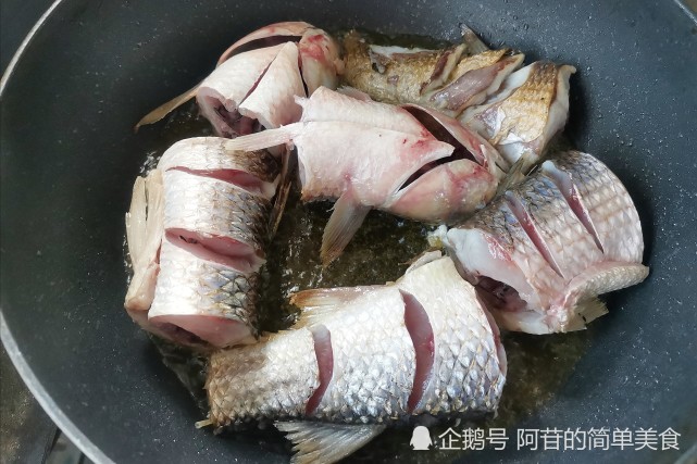 烹調梭魚一點也不難,家常紅燒做法,就能做出味道鮮美濃郁的好菜