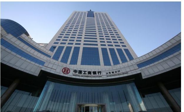 怎么存才能靠利息过活?银行员工:每月存这个数,可得一个月工资