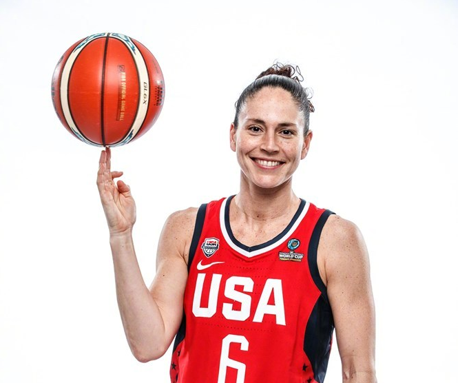 40岁苏伯德39岁陶乐西均奥运5连冠 她们是美国女篮图腾_腾讯新闻