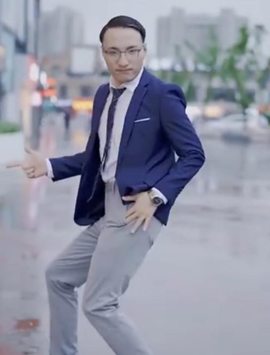 网红界"大油田"田一名录综艺,自称颜值博主,首谈被网暴的感受