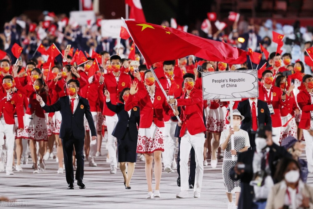 东京奥运会中国队一共收获38金32银18铜位列第二美国榜首